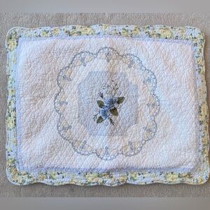 Set of 2 VINTAGE Cotton Quilted Embroidered Scalloped Edge Standard Pillow Sham